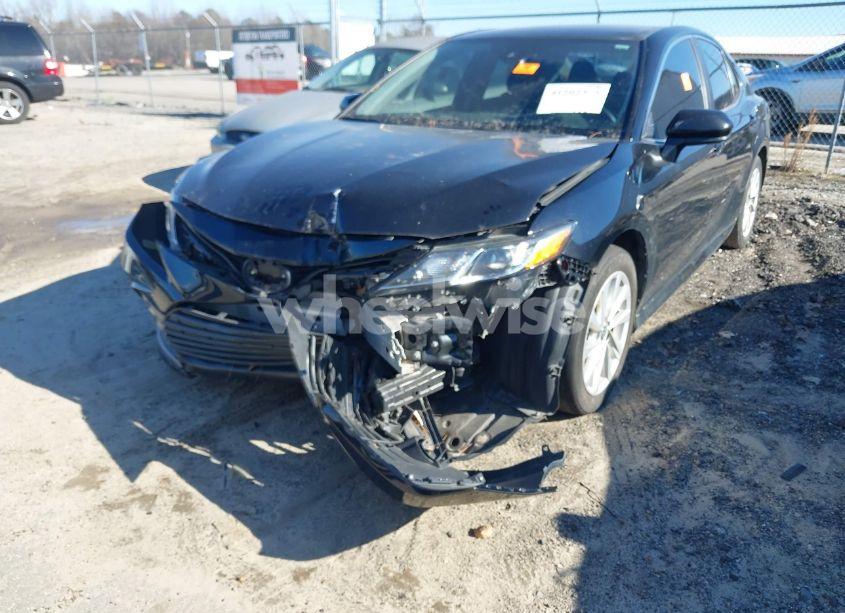 Photo 6 of 2021 Toyota Camry LE (VIN 4T1C11AK0MU546906)