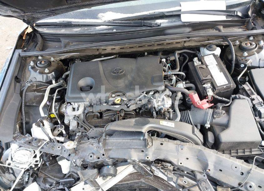 Photo 10 of 2021 Toyota Camry LE (VIN 4T1C11AK0MU563284)