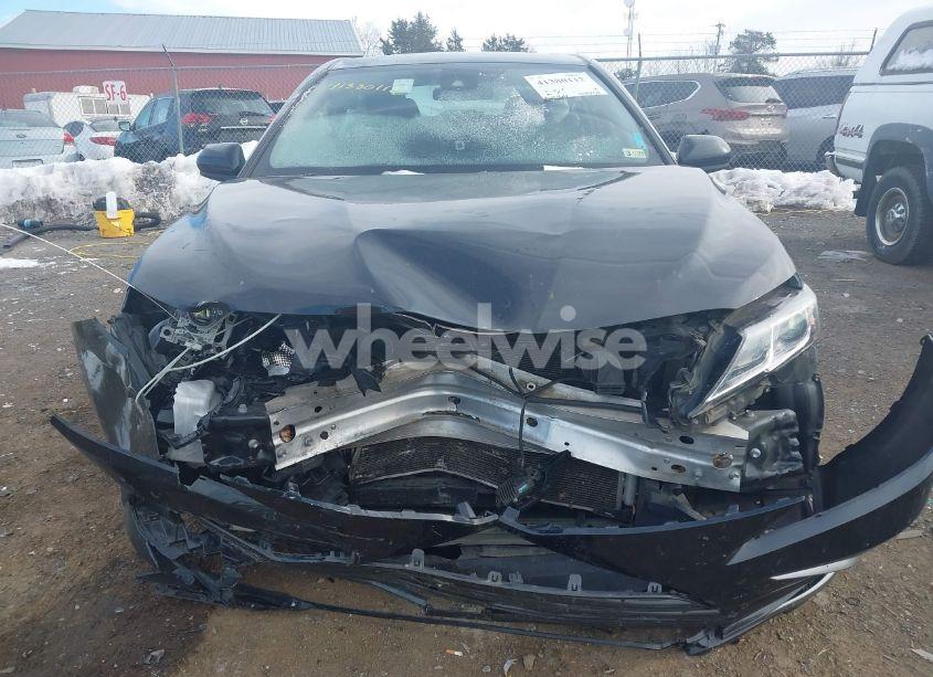 Photo 6 of 2021 Toyota Camry LE (VIN 4T1C11AK0MU563284)