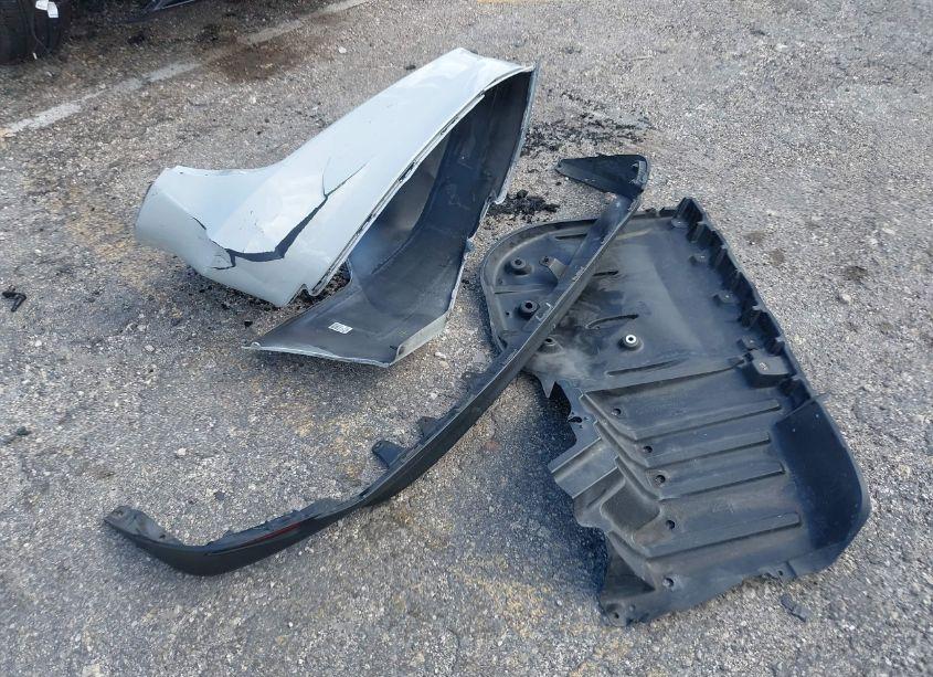 Photo 12 of 2022 Toyota Camry LE (VIN 4T1C11AK0NU072215)