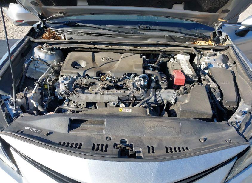 Photo 10 of 2022 Toyota Camry LE (VIN 4T1C11AK0NU622920)
