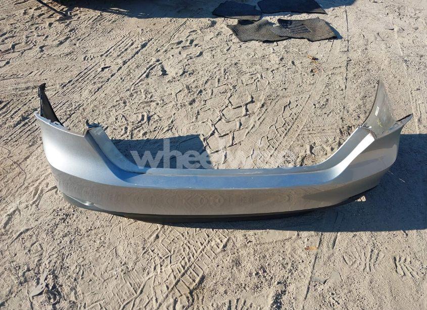 Photo 11 of 2022 Toyota Camry LE (VIN 4T1C11AK0NU622920)