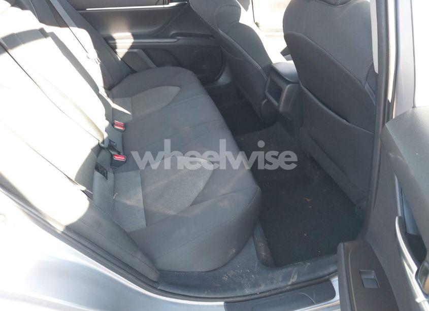 Photo 8 of 2022 Toyota Camry LE (VIN 4T1C11AK0NU622920)
