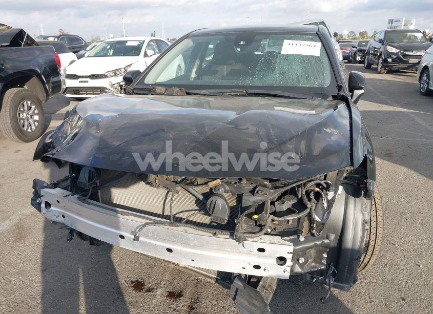 Photo 6 of 2022 Toyota Camry LE (VIN 4T1C11AK0NU692188)