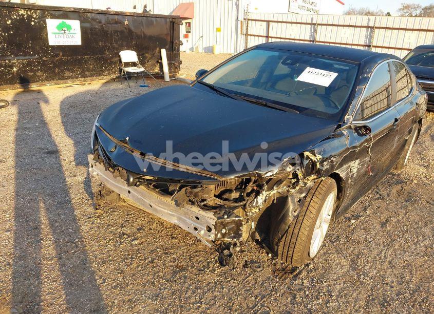 Photo 6 of 2022 Toyota Camry LE (VIN 4T1C11AK0NU692739)