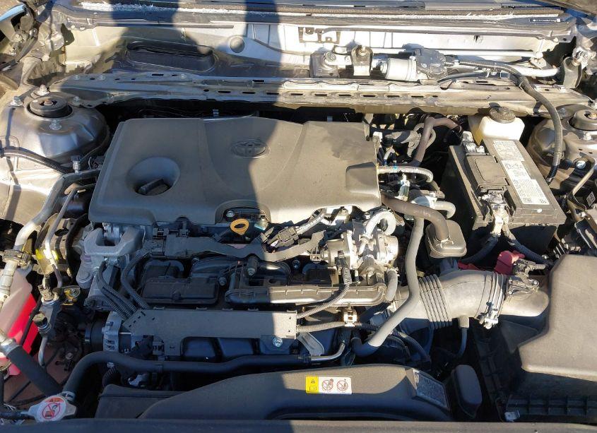 Photo 10 of 2022 Toyota Camry LE (VIN 4T1C11AK0NU712200)