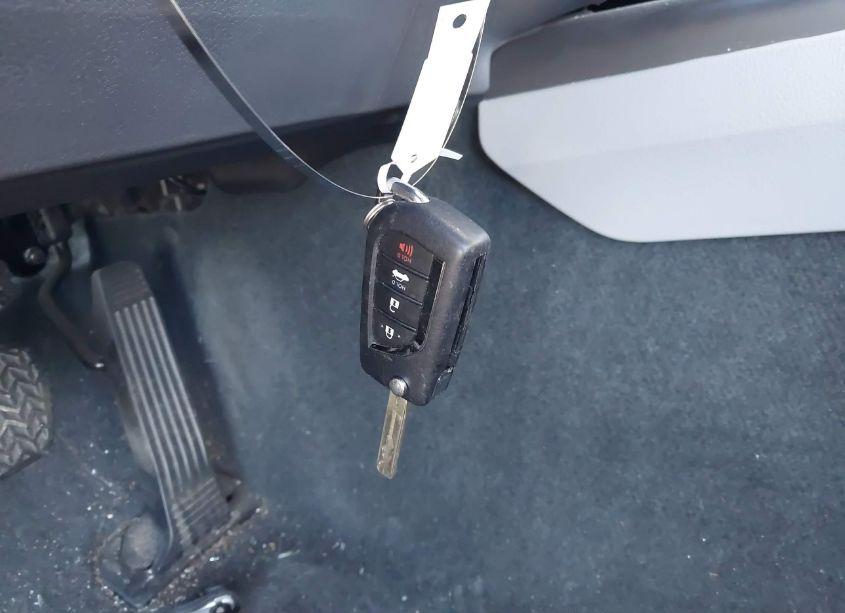 Photo 11 of 2022 Toyota Camry LE (VIN 4T1C11AK0NU712200)