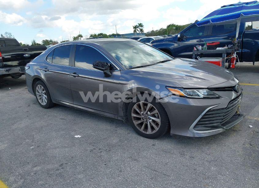 2023 Toyota Camry LE (VIN 4T1C11AK0PU109119) main photo
