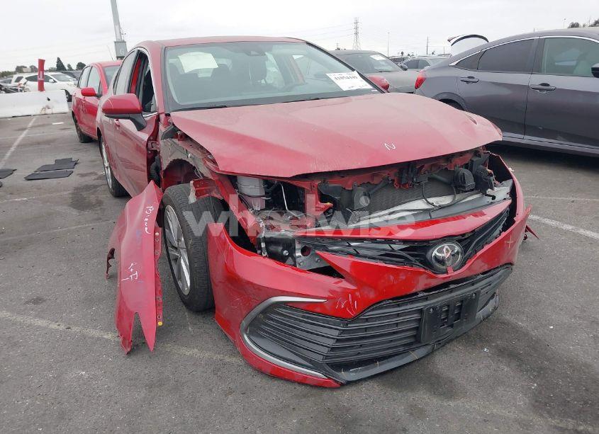 2023 Toyota Camry LE (VIN 4T1C11AK0PU110805) main photo