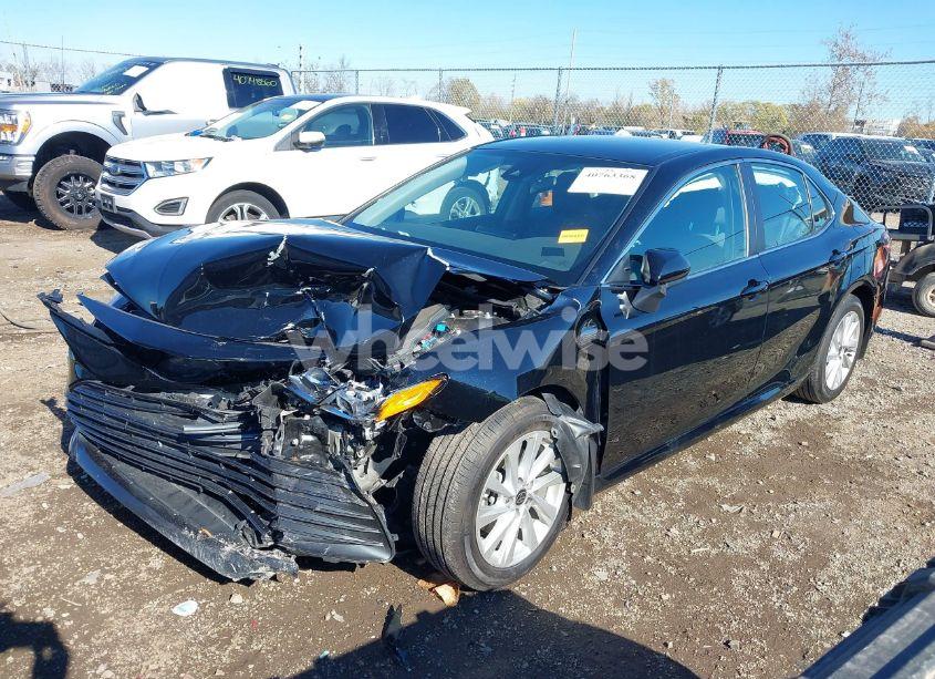 Photo 2 of 2023 Toyota Camry LE (VIN 4T1C11AK0PU122226)