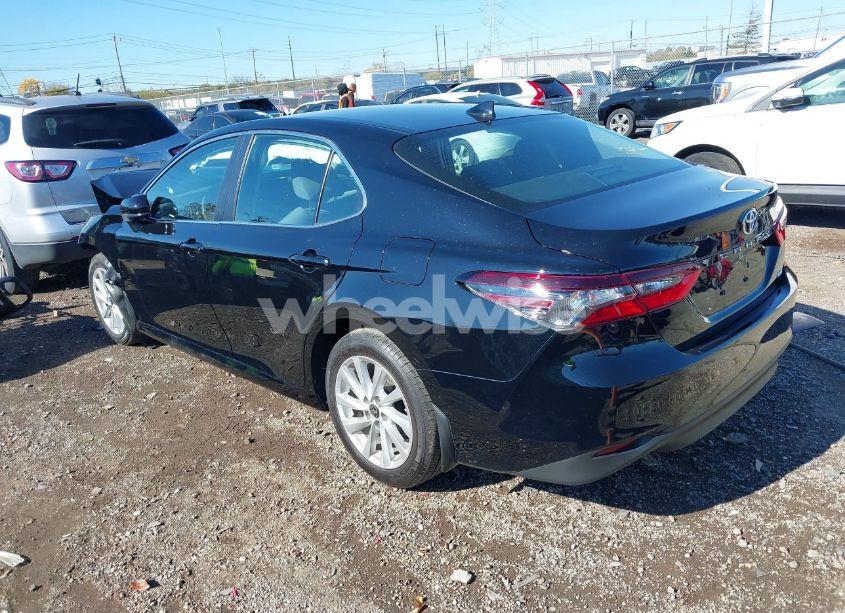 Photo 3 of 2023 Toyota Camry LE (VIN 4T1C11AK0PU122226)