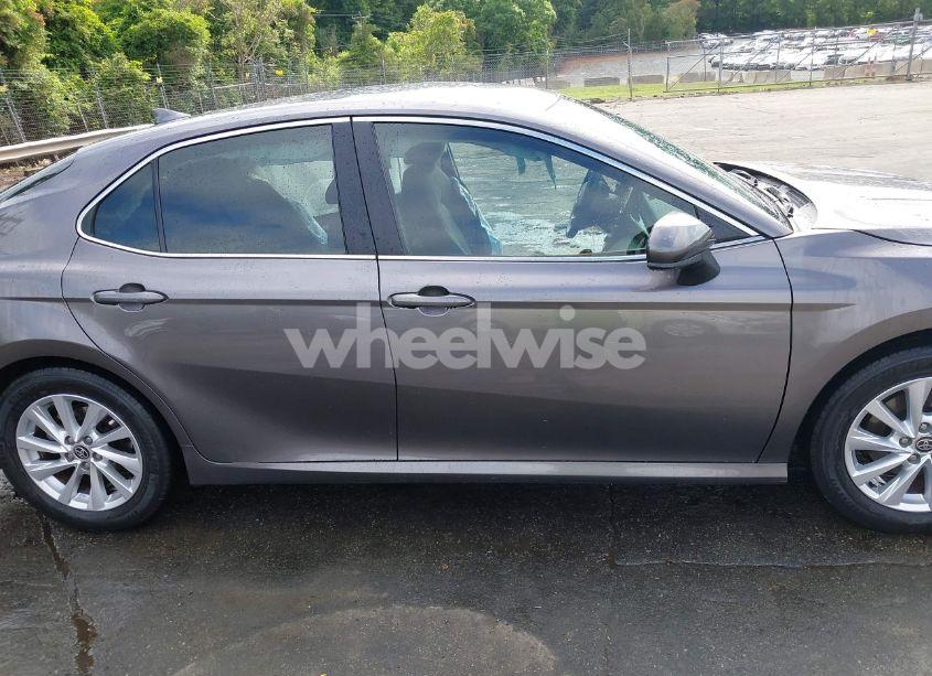 Photo 14 of 2023 Toyota Camry LE (VIN 4T1C11AK0PU142671)