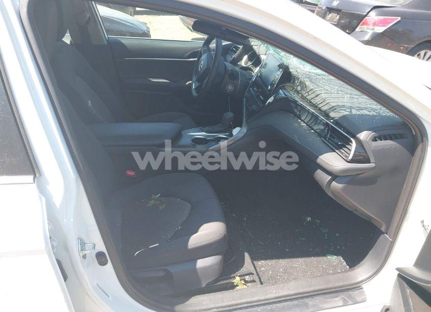 Photo 5 of 2023 Toyota Camry LE (VIN 4T1C11AK0PU145781)