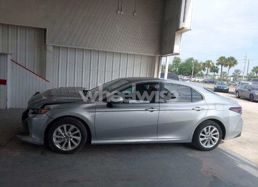 Photo 14 of 2023 Toyota Camry LE (VIN 4T1C11AK0PU831934)