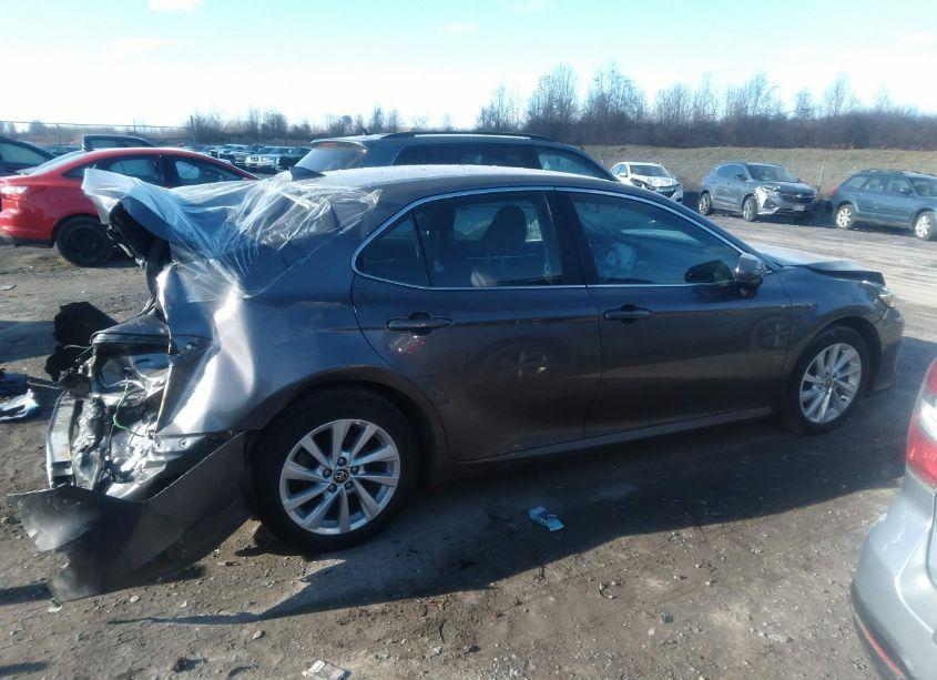 Photo 14 of 2023 Toyota Camry LE (VIN 4T1C11AK0PU838611)