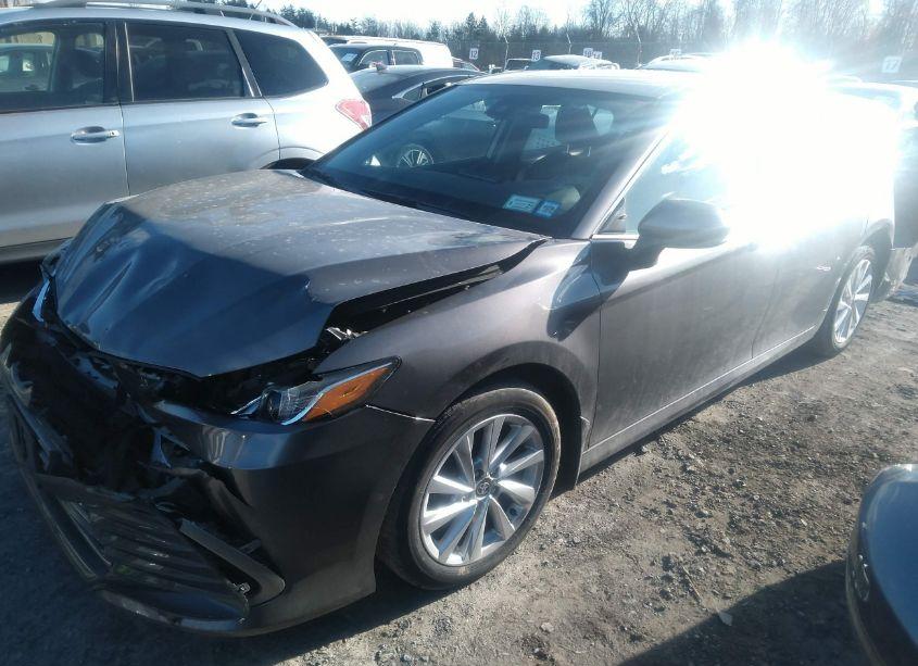 Photo 2 of 2023 Toyota Camry LE (VIN 4T1C11AK0PU838611)