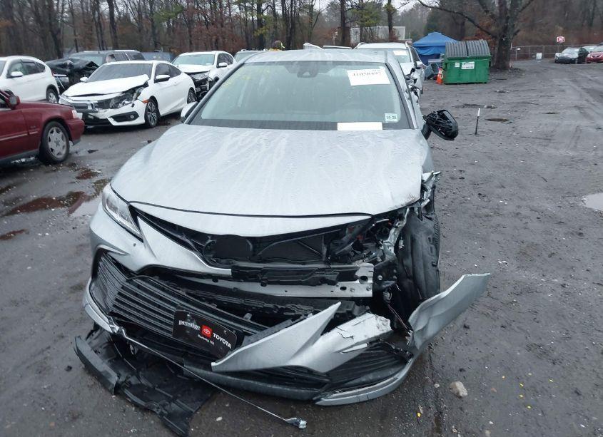 Photo 11 of 2024 Toyota Camry LE (VIN 4T1C11AK0RU191940)