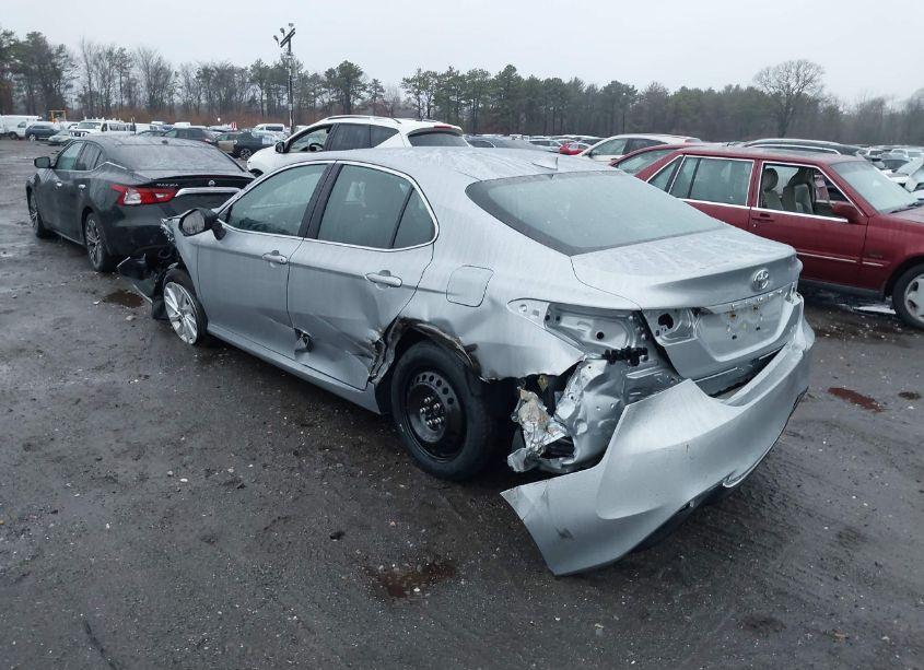 Photo 3 of 2024 Toyota Camry LE (VIN 4T1C11AK0RU191940)