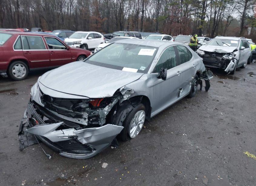 Photo 6 of 2024 Toyota Camry LE (VIN 4T1C11AK0RU191940)