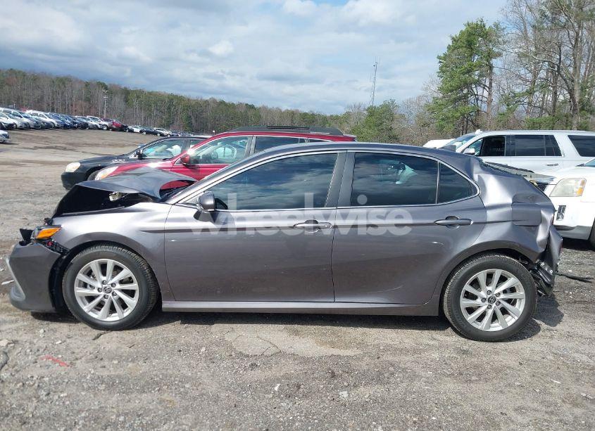 Photo 14 of 2024 Toyota Camry LE (VIN 4T1C11AK0RU205044)