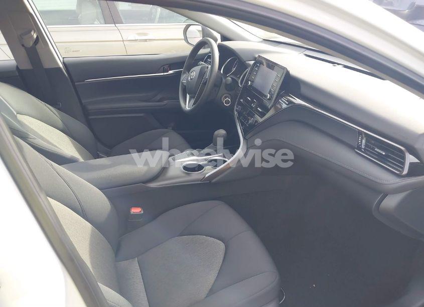 Photo 5 of 2024 Toyota Camry LE (VIN 4T1C11AK0RU213547)