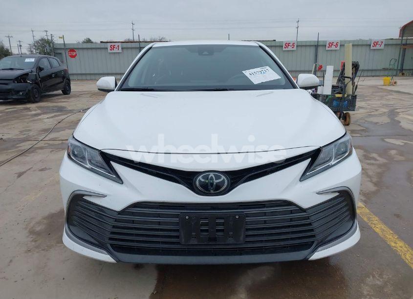 Photo 12 of 2024 Toyota Camry LE (VIN 4T1C11AK0RU846968)