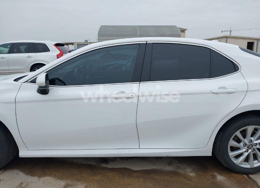 Photo 14 of 2024 Toyota Camry LE (VIN 4T1C11AK0RU846968)