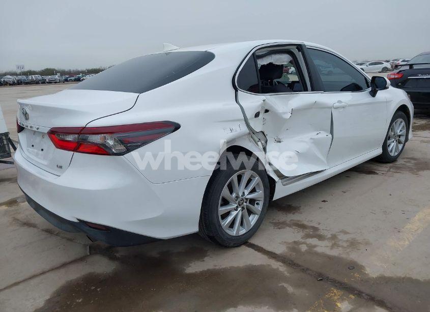 Photo 4 of 2024 Toyota Camry LE (VIN 4T1C11AK0RU846968)