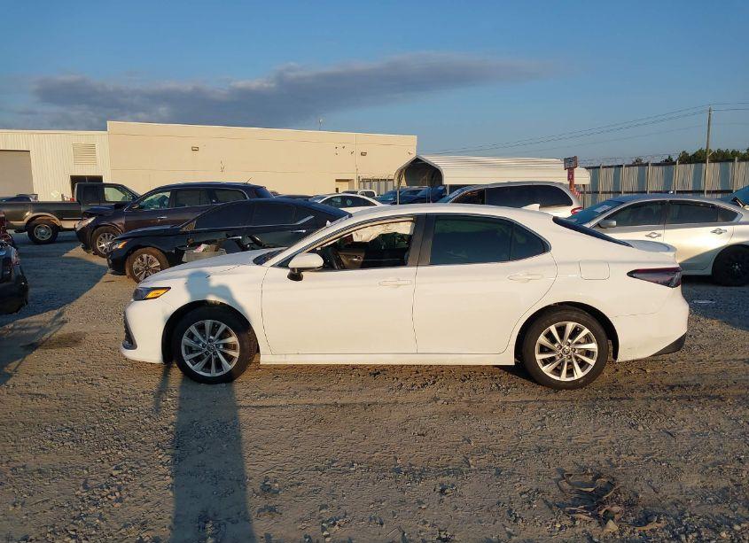 Photo 14 of 2024 Toyota Camry LE (VIN 4T1C11AK0RU863186)