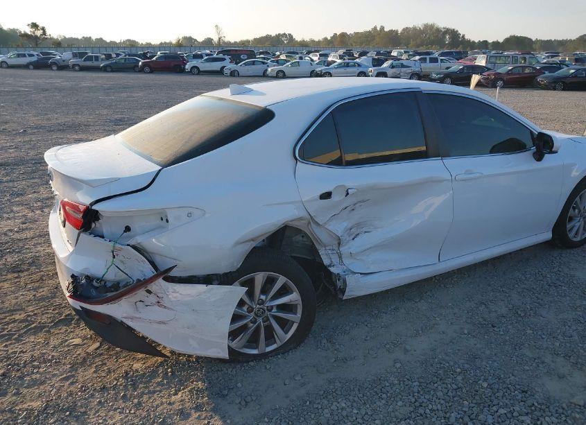 Photo 17 of 2024 Toyota Camry LE (VIN 4T1C11AK0RU863186)