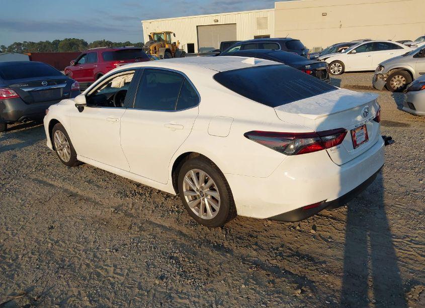 Photo 3 of 2024 Toyota Camry LE (VIN 4T1C11AK0RU863186)