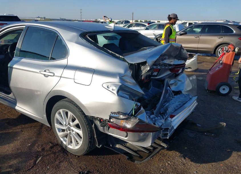 Photo 6 of 2024 Toyota Camry LE (VIN 4T1C11AK0RU883227)