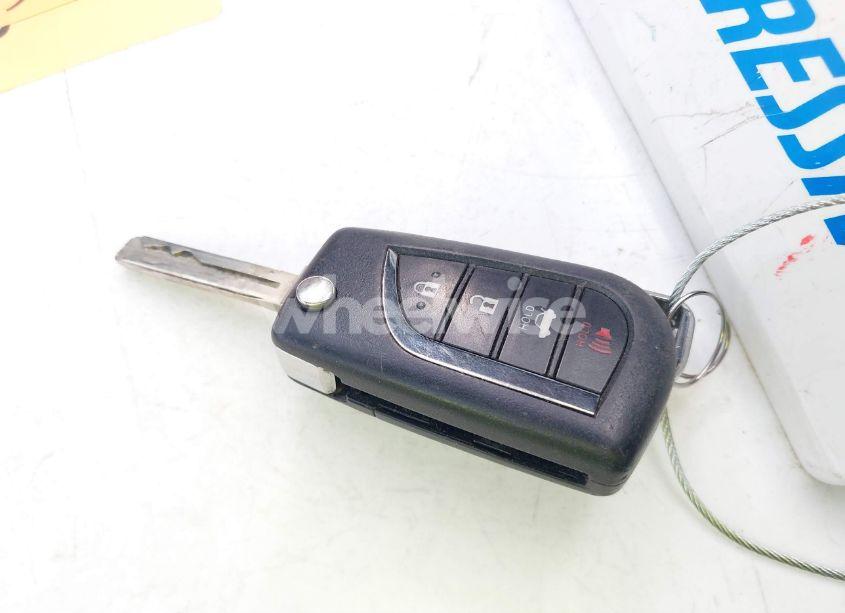 Photo 11 of 2020 Toyota Camry LE (VIN 4T1C11AK1LU356059)