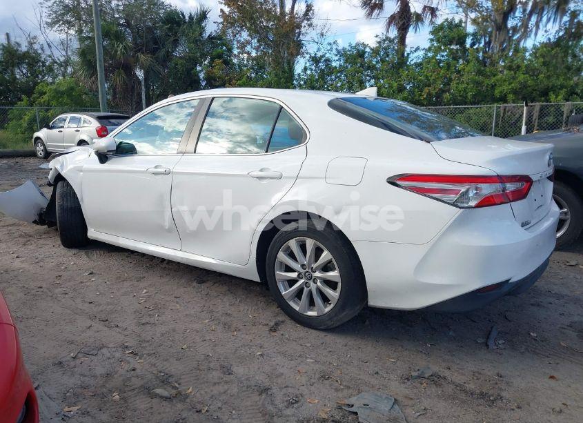 Photo 14 of 2020 Toyota Camry LE (VIN 4T1C11AK1LU356059)