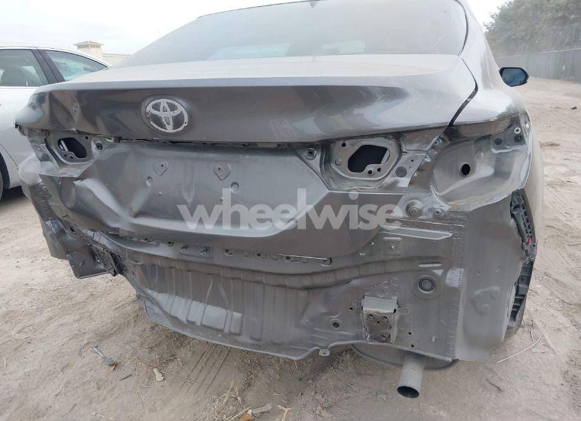 Photo 18 of 2020 Toyota Camry LE (VIN 4T1C11AK1LU504453)