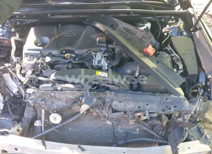 Photo 10 of 2020 Toyota Camry LE (VIN 4T1C11AK1LU882952)