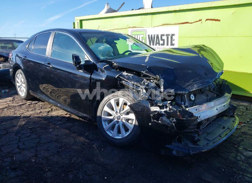 Photo 13 of 2020 Toyota Camry LE (VIN 4T1C11AK1LU882952)