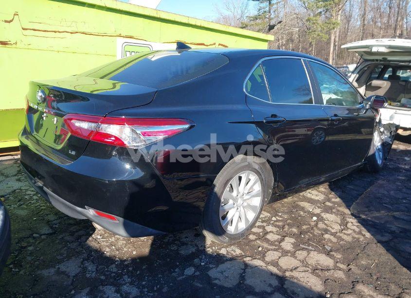 Photo 4 of 2020 Toyota Camry LE (VIN 4T1C11AK1LU882952)