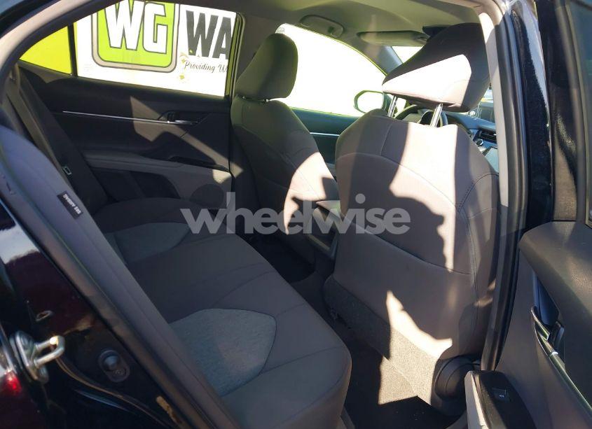 Photo 8 of 2020 Toyota Camry LE (VIN 4T1C11AK1LU882952)