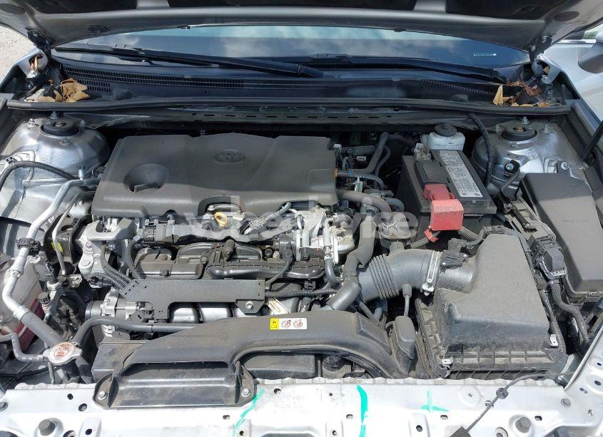 Photo 10 of 2020 Toyota Camry LE (VIN 4T1C11AK1LU901886)