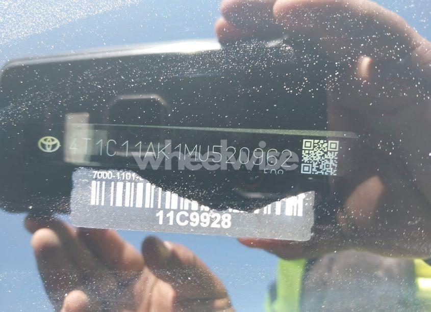 Photo 9 of 2021 Toyota Camry LE (VIN 4T1C11AK1MU520962)