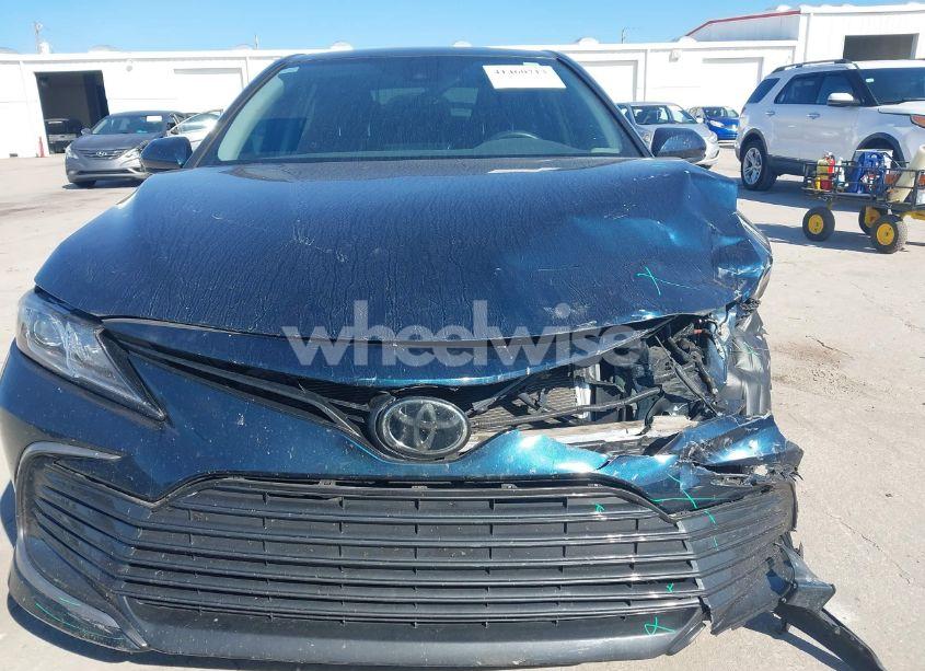 Photo 12 of 2021 Toyota Camry LE (VIN 4T1C11AK1MU545148)