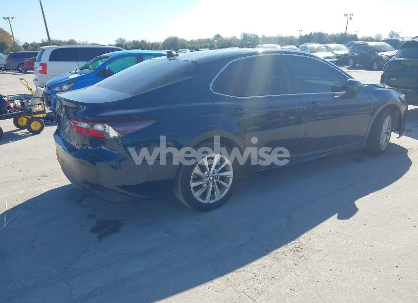 Photo 4 of 2021 Toyota Camry LE (VIN 4T1C11AK1MU545148)