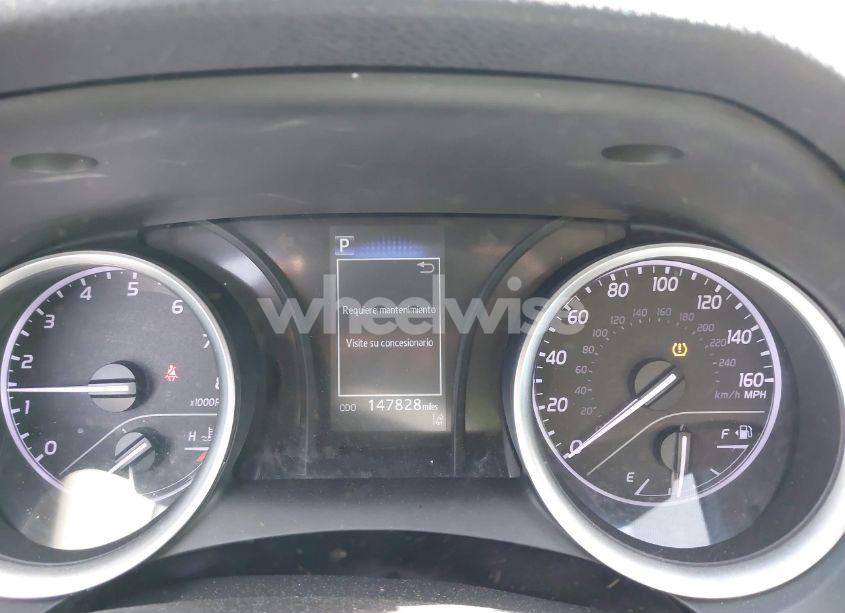 Photo 15 of 2021 Toyota Camry LE (VIN 4T1C11AK1MU558420)