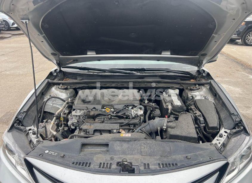 Photo 10 of 2021 Toyota Camry LE (VIN 4T1C11AK1MU614730)