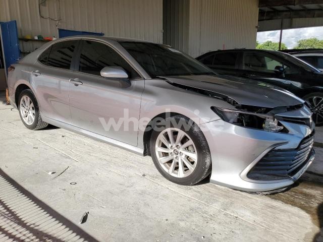 Photo 10 of 2022 TOYOTA CAMRY LE (VIN 4T1C11AK1NU054967)