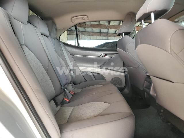 Photo 11 of 2022 TOYOTA CAMRY LE (VIN 4T1C11AK1NU054967)