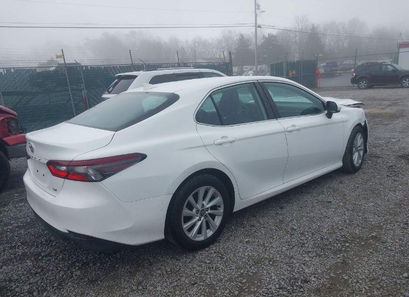Photo 4 of 2022 Toyota Camry LE (VIN 4T1C11AK1NU668269)