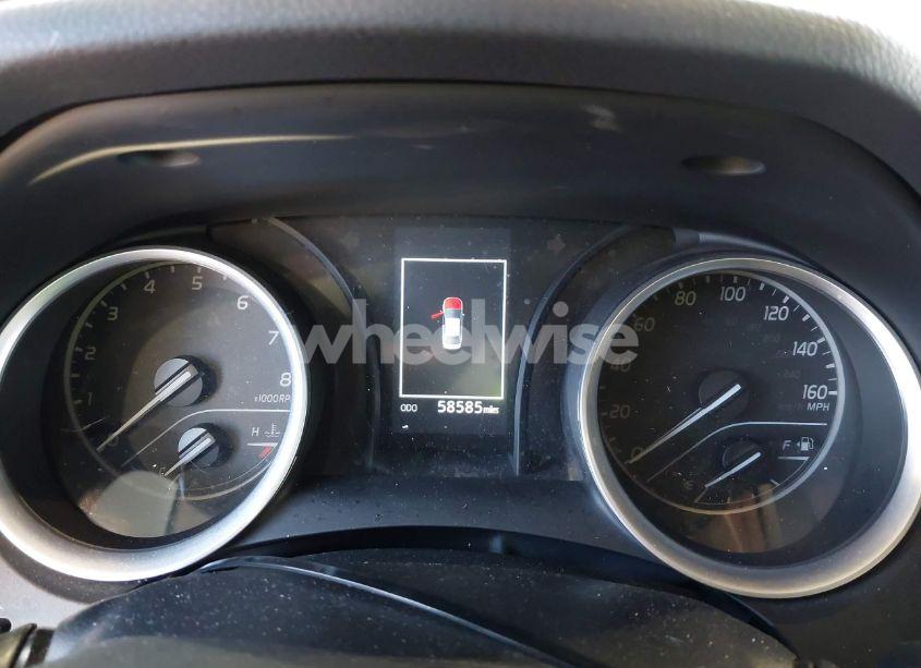 Photo 15 of 2022 Toyota Camry LE (VIN 4T1C11AK1NU683161)