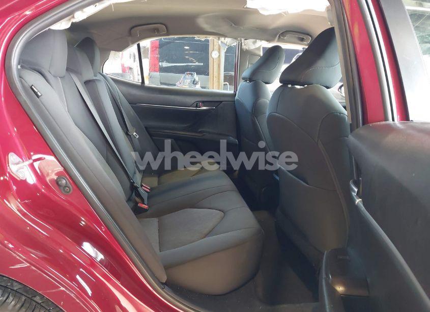 Photo 8 of 2022 Toyota Camry LE (VIN 4T1C11AK1NU683161)